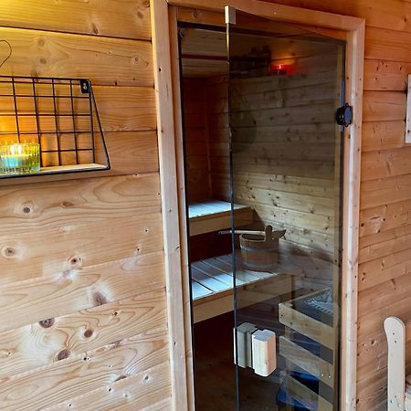 Modernes Holzhaus Im Skandinavischen Stil Mit Sauna, Garten Und 2 Katzen 노르더슈테트 외부 사진