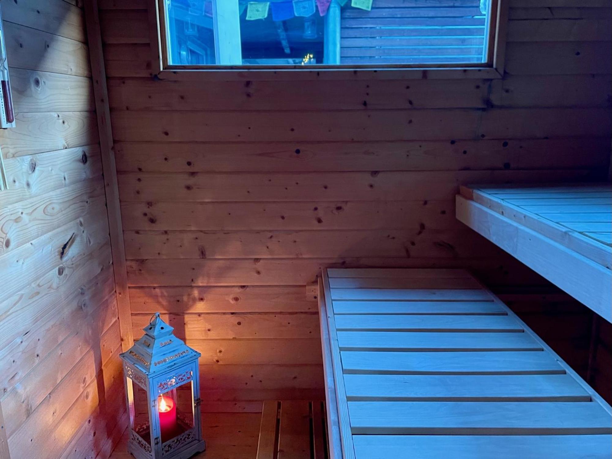 Modernes Holzhaus Im Skandinavischen Stil Mit Sauna, Garten Und 2 Katzen 노르더슈테트 외부 사진