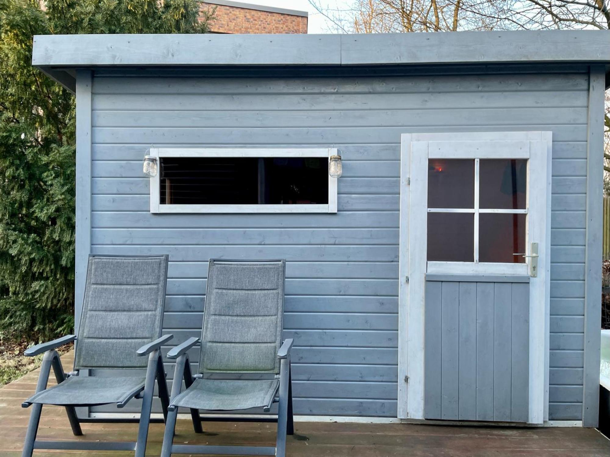 Modernes Holzhaus Im Skandinavischen Stil Mit Sauna, Garten Und 2 Katzen 노르더슈테트 외부 사진