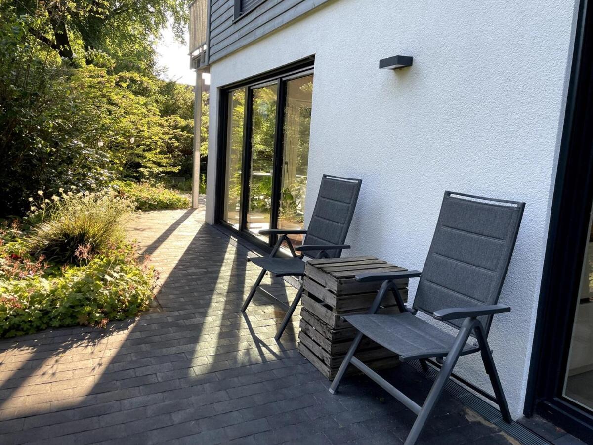 Modernes Holzhaus Im Skandinavischen Stil Mit Sauna, Garten Und 2 Katzen 노르더슈테트 외부 사진