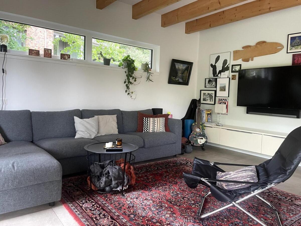 Modernes Holzhaus Im Skandinavischen Stil Mit Sauna, Garten Und 2 Katzen 노르더슈테트 외부 사진